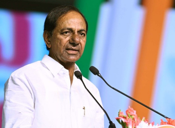 తెలంగాణ ముఖ్యమంత్రి కేసీఆర్ బీజేపీ ట్రాప్‌లో పడ్డారా.. జాతీయ సమైక్యతా వజ్రోత్సవాలు దేనికి నిదర్శనం?